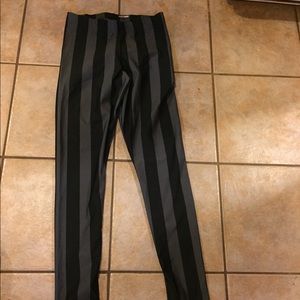 Striped leggings sz M